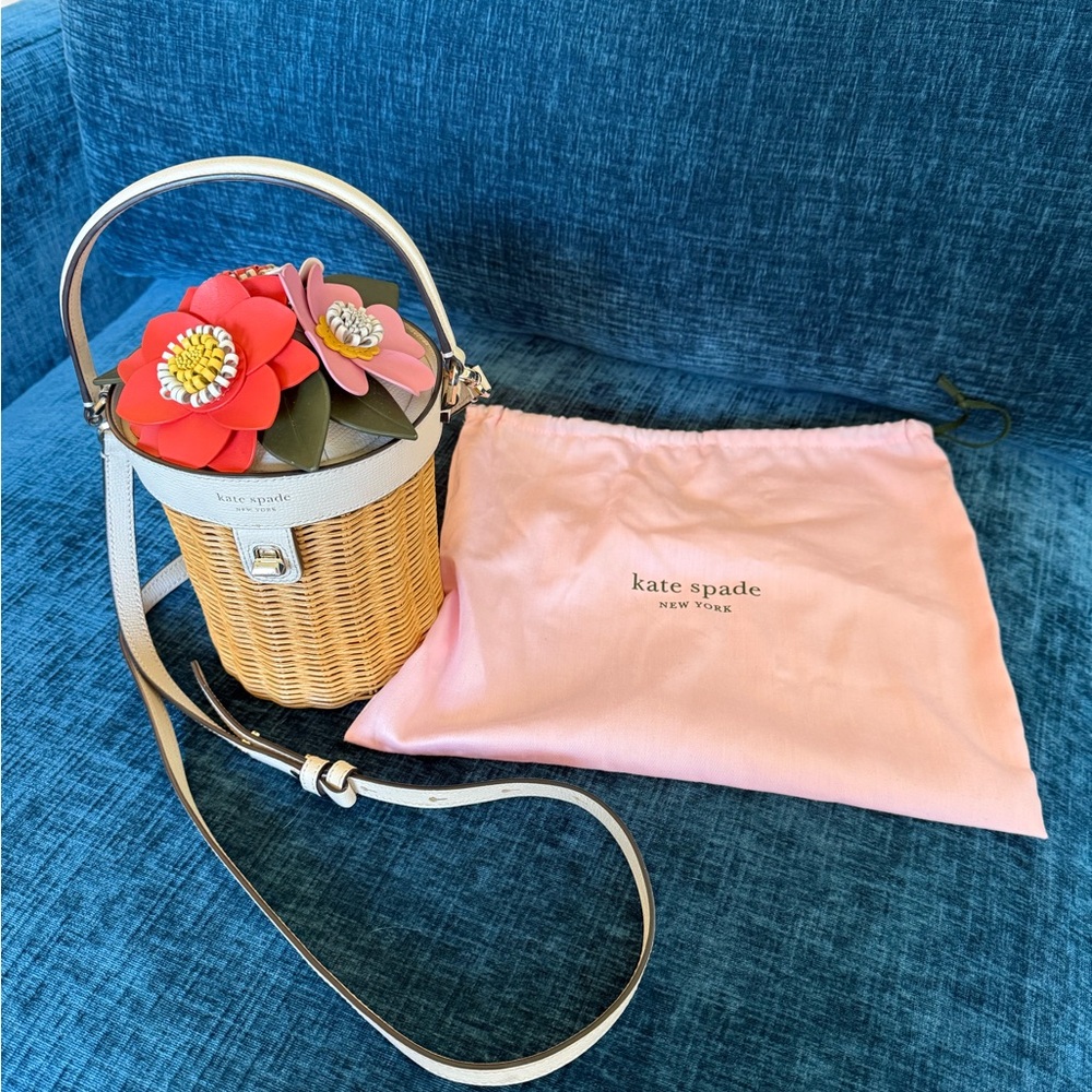 Kate Spade Petal Wicker Flower Pot Crossbody Bag